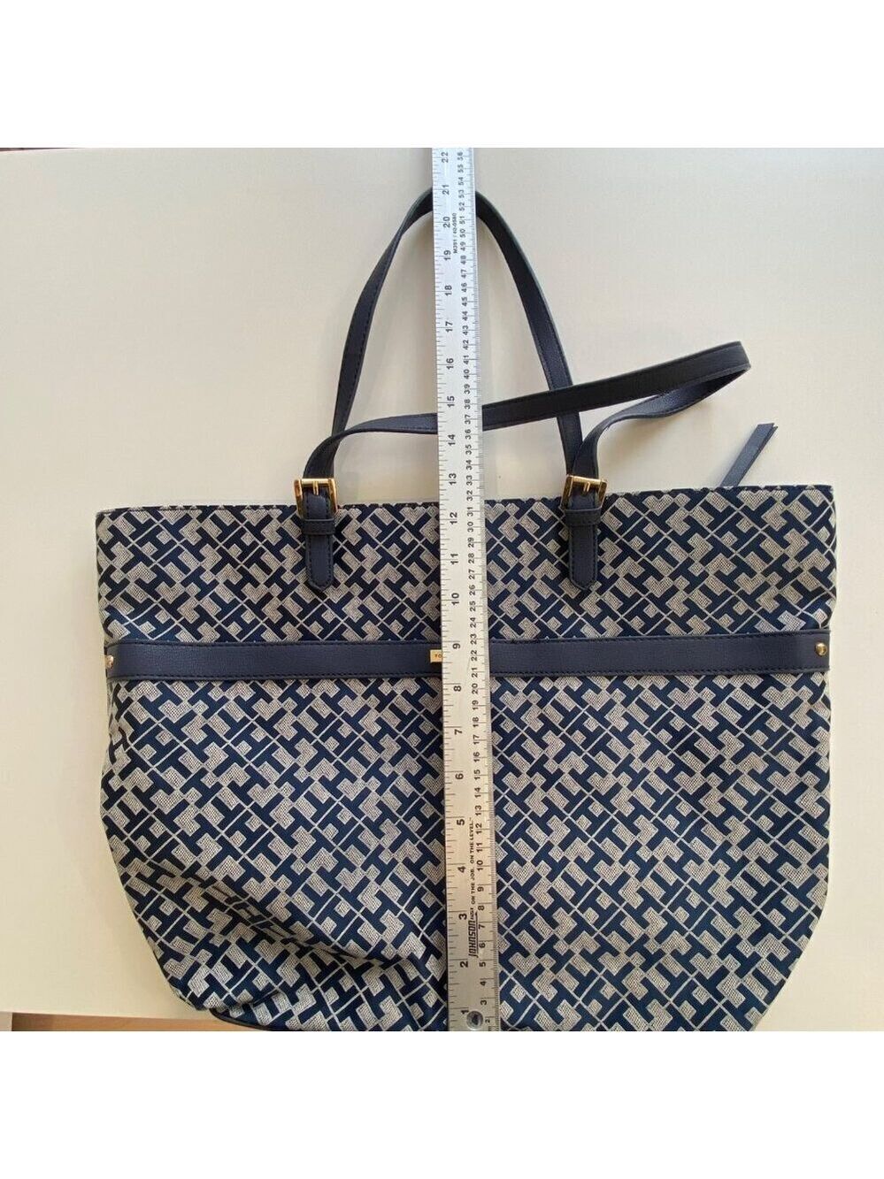 Tommy Hilfiger Navy &White Geometric Tote Bag/purse vegan Leather monogram large - Picture 11 of 14